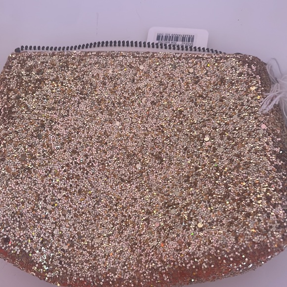 Nwt jcrew gold sequin pouch - Picture 4 of 6